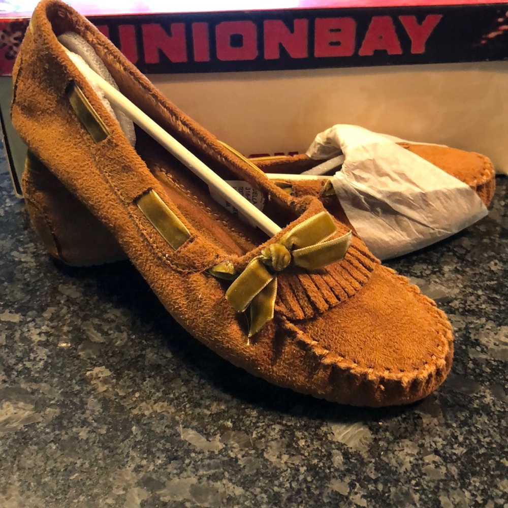 UnionBay Della Moccasin Flats Ladies 6 NIB